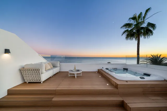 Chalet 5 habitaciones 552m² en venta - Costa Del Sol — 25