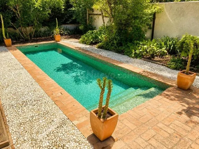 EXCLUSIVO CHALET CON PISCINA EN EL FARGUE - foto 2