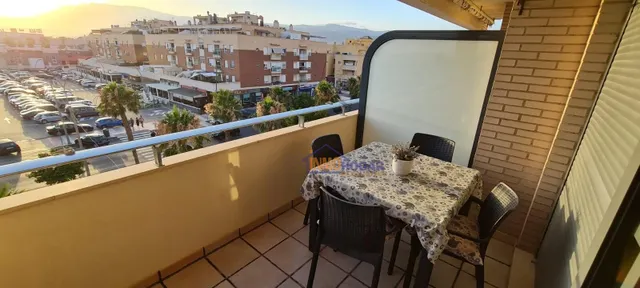 ¡Luminoso piso en las Salinas con terraza y piscina a 400 m de la playa!" — 15
