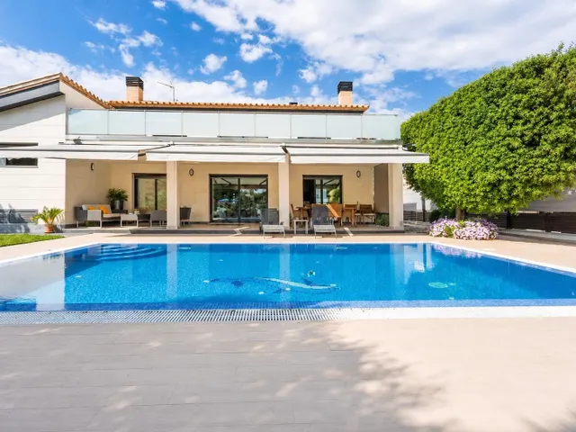 Casa moderna en Santa Margarita con 22m de amarre - foto 2