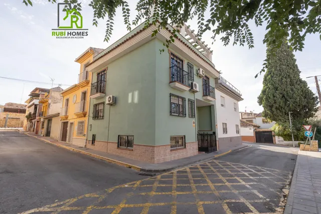 Casa independiente a 5 minutos de Granada en buen estado para entrar a vivir — 8