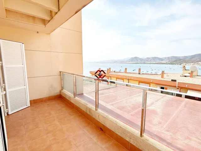 EXCLUSIVO ÁTICO DÚPLEX CON VISTAS PANORÁMICAS AL MAR EN LA A