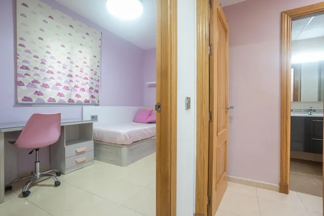 Barrio araceli - almeria: 2 habitaciones + baño + aseo + patio + lavadero + ascensor — 20