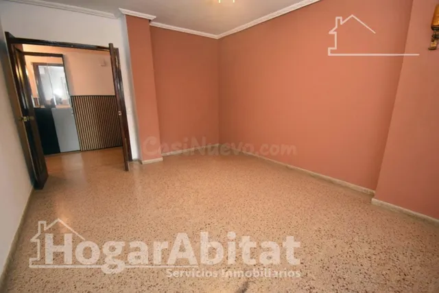 ¡AMPLITUD Y LUZ RAUDAL! CON BALCÓN Y GRAN PATIO - foto 4
