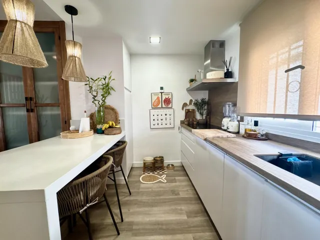 Venta de casa adosada con tres dormitorios en Benalmádena Costa, Málaga, Costa del Sol — 23