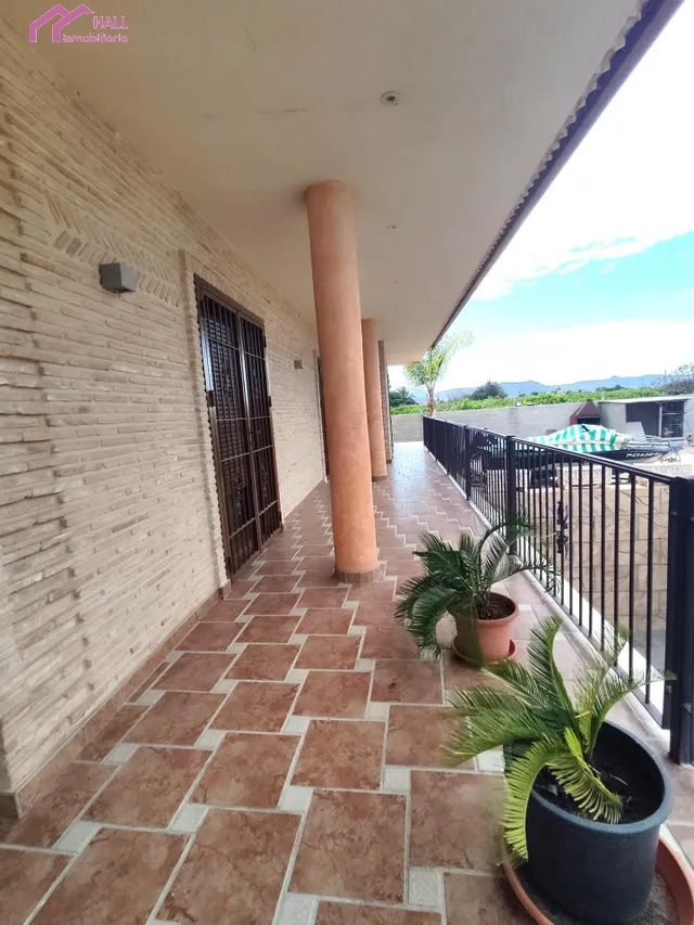 LUJOSO CHALET INDEPENDIENTE EN VENTA EN EL RAAL — 50