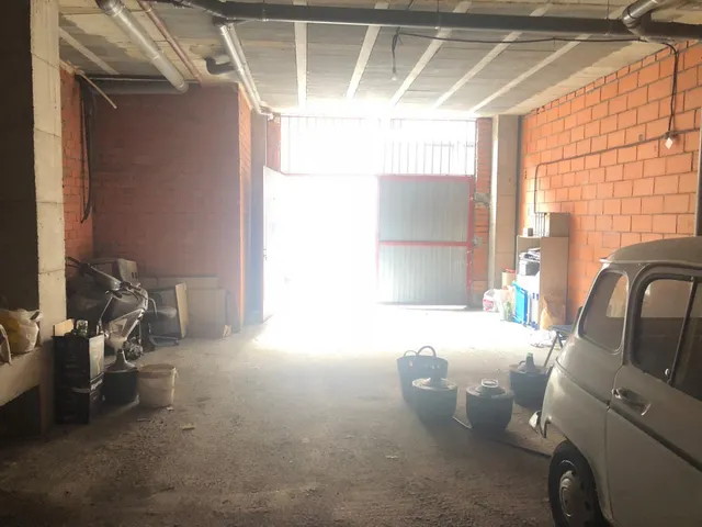 LOCAL COMERCIAL — 2