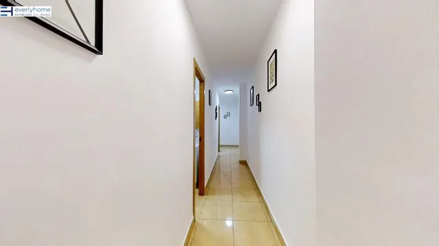 AMPLIA HABITACIÓN DE ALQUILER EN MISLATA CON BALCÓN — 7
