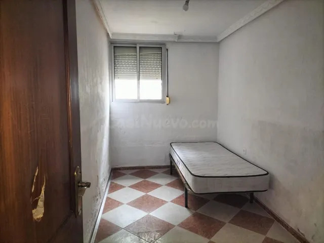 Piso ocupado en Jerez de la Frontera, Cádiz. - foto 2