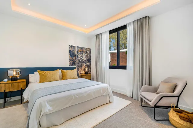 Contemporanea villa en Milla de Oro, Marbella — 20