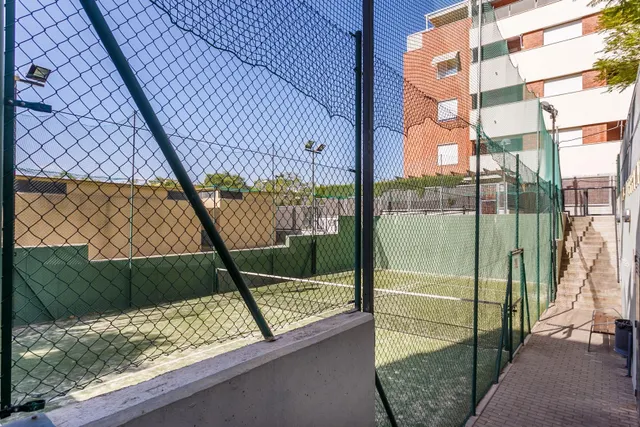 MAGNÍFICO PISO DE 4 DORMITORIOS CON GARAJE, PISCINA Y PÁDEL EN MAIRENA DEL ALJARAFE — 49