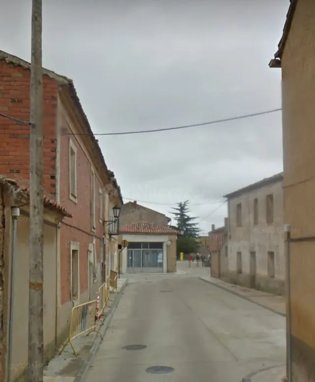 DISPONIBLE A LA VENTA CASA EN BAÑOS DE CERRRATO - foto 2