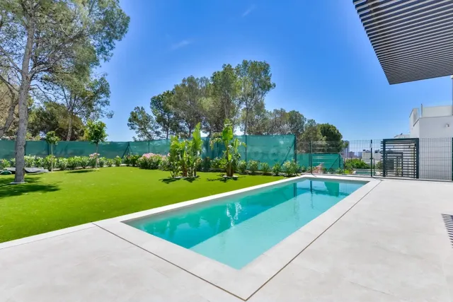 Villa 3 habitaciones 270m² en venta - Golf Bahía - foto 4