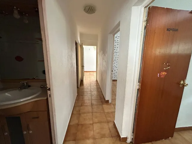 SE VENDE PISO EN RIPOLLET, ZONA CAN CLOS — 8