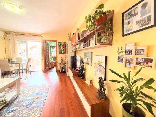 VIVIENDA PARA ENTRAR A VIVIR MUY CÉNTRICA Y A 150 METROS DE  - foto 5