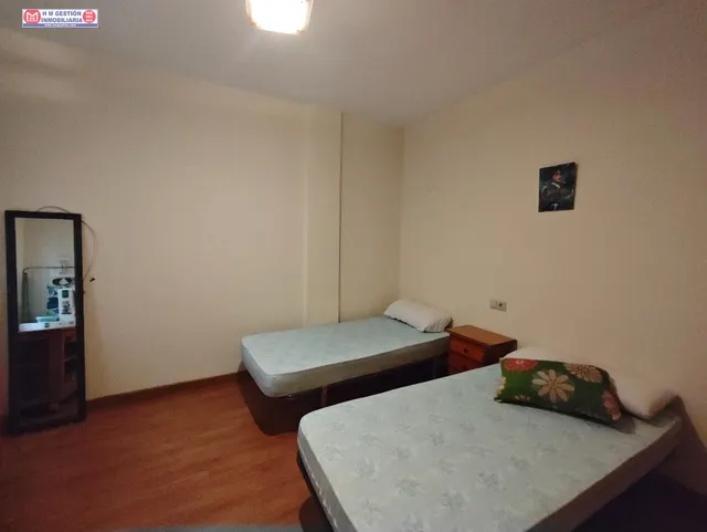 Piso Amplio y Luminoso en Rondilla C.V. de dos dormitorios, dos baños, PG y trastero — 16