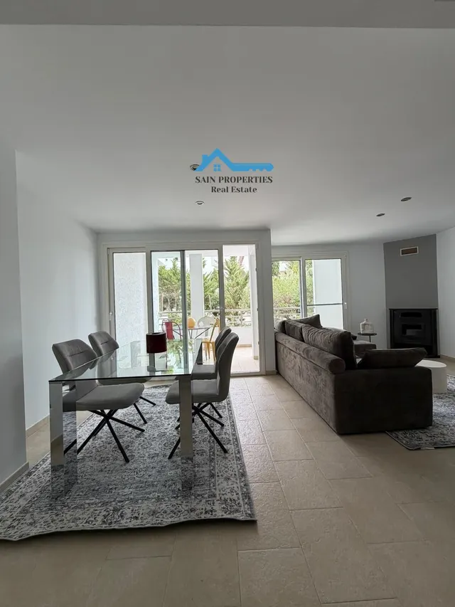Exclusivo apartamento reformado con vistas al mar y acceso directo a la playa en Cap Negret, Altea — 15