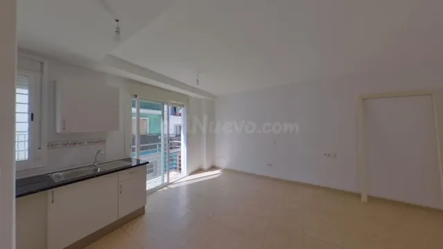 Benalmádena - Estudio, Balcón, Céntrico - foto 2