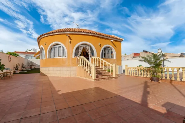 Villa 4 habitaciones 158m² en venta - Centro de la Ciudad Quesada — 31