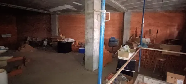 LOCAL EN VENTA EN CARDENAL CISNEROS (EN ORIGEN) — 6