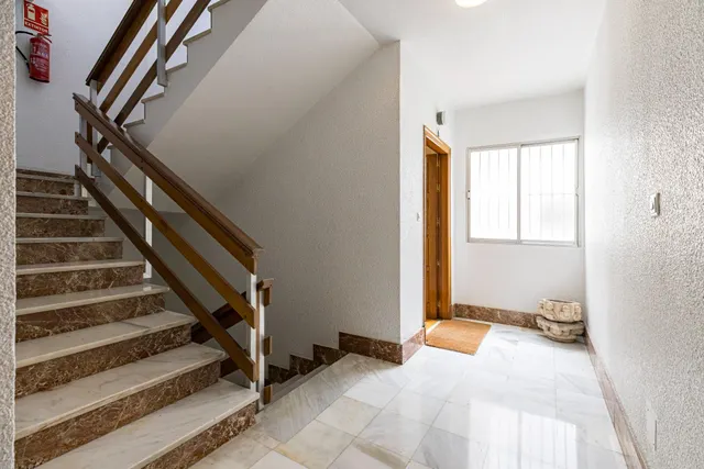 Vivienda muy luminosa en plaza Cruz Roja — 26