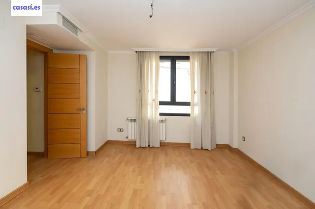 Casa exclusiva junto a Acera del Darro. Pleno centro de Granada. Seminueva y con ascensor propio — 9