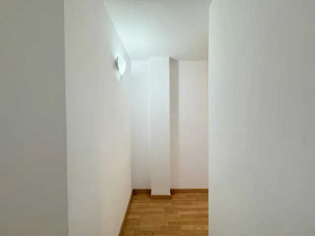 Piso en planta baja de primera transmisión, luminoso y con 3 habitaciones — 15