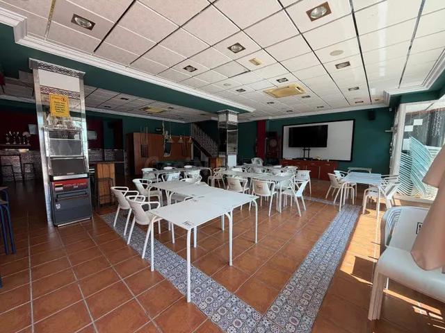 Oportunidad de Negocio en El Campello - Restaurante con Exce