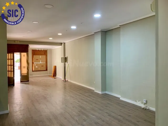 MAGNÍFICO LOCAL COMERCIAL EN VENTA EN NULES - foto 4