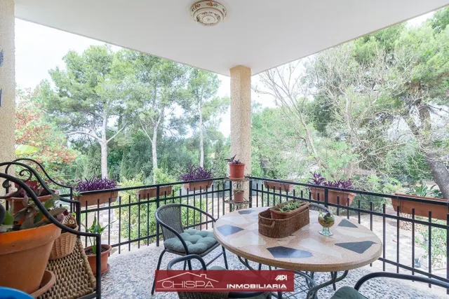 Chalet en suelo rústico con parcela de 2000m2