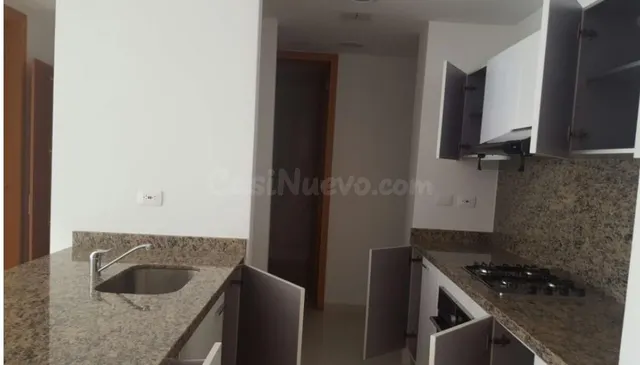 SE VENDE APARTAMENTO UBICADO EN ZONA NORTE - foto 2