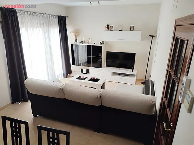 PRECIOSA CASA EN EL CARPIO!! — 29