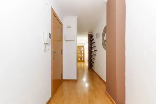 APARTAMENTO EN EL CENTRO DE TORREVIEJA CON GARAJE Y TRASTERO — 9