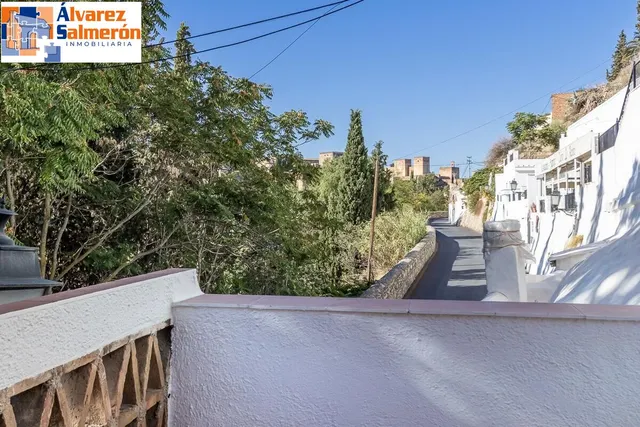 Casa reformada en el Camino del Sacromonte — 46
