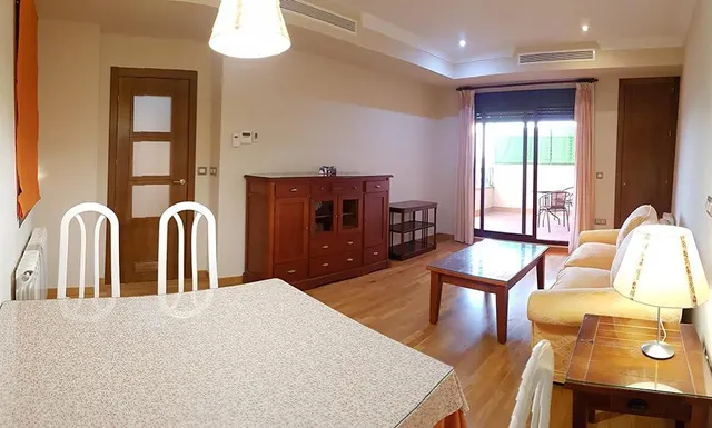 Ático de 1 dormitorio en barrio de Monachil. — 13