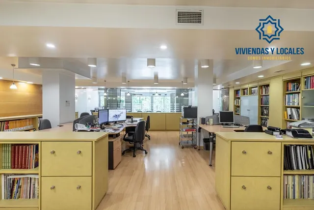 EXCLUSIVO INMUEBLE EN PLAZA DE CARRETAS, JUNTO AL EMBLEMÁTICO PASEO DEL SALÓN — 15