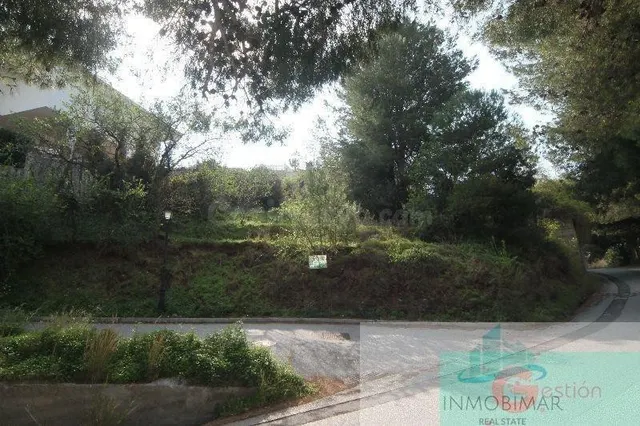 Terreno urbano 3 habitaciones en venta - Monte los Almendros