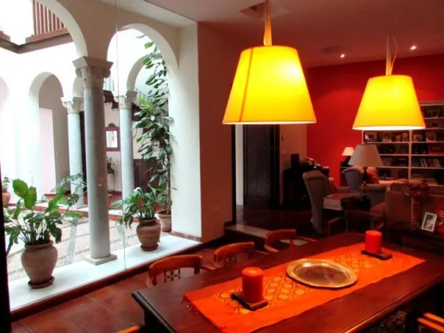 CASA DE LUJO EN PLENO CENTRO DE CÓRDOBA CAPITAL — 10
