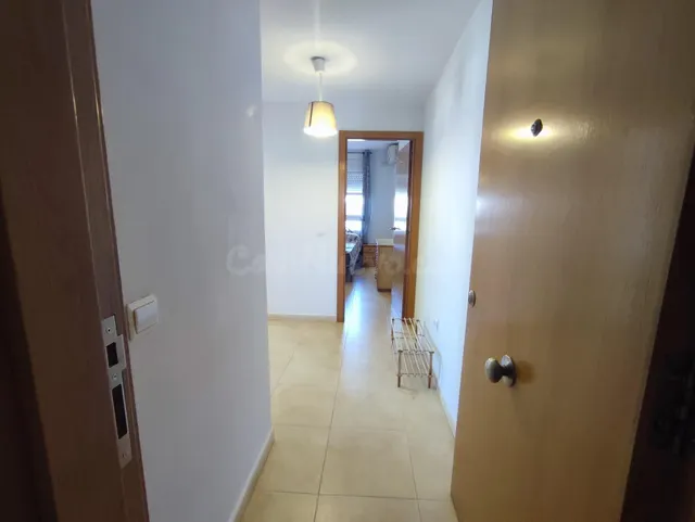 Apartamento amueblado con garaje, trastero y ascensor en El  - foto 2