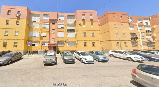 SE VENDE inmueble ALQUILADO en Sevilla - foto 3