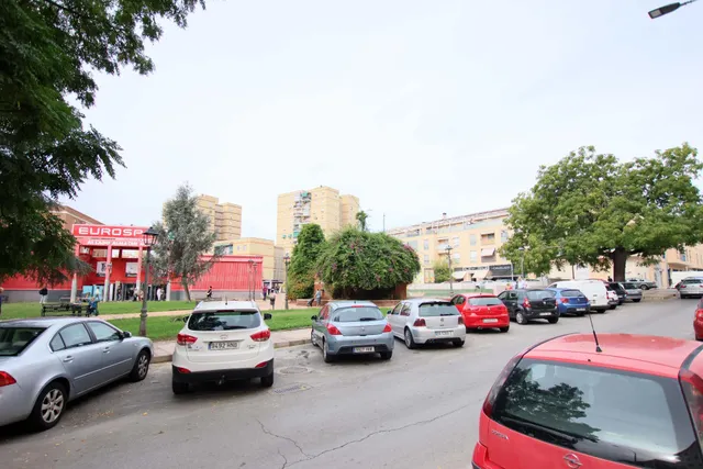 Local Hostelería en Parque de San Fernando — 18