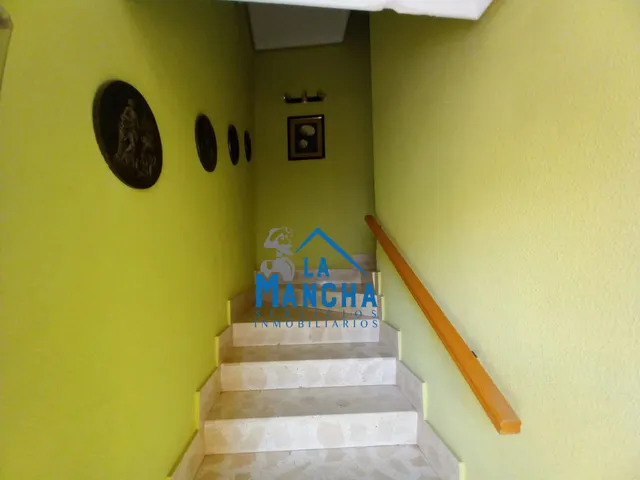 *95.000€* inmobiliaria la mancha vende preciosa casa de 3 habitaciones en el pueblo de Barrax ( Albacete ). — 46