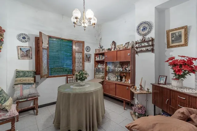 CASA CON TERRENO EN DURCAL — 3