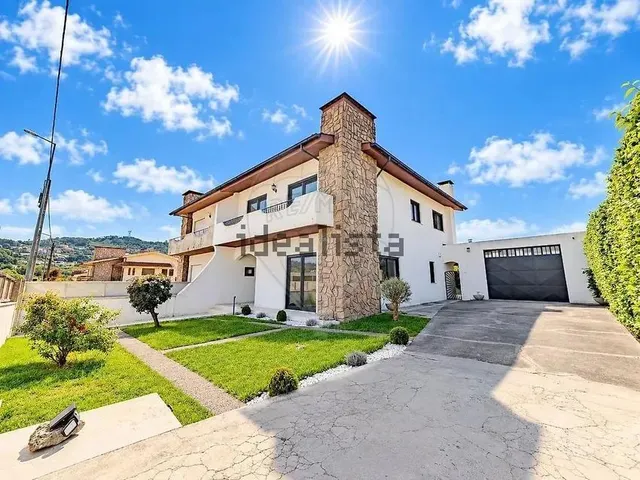 Chalet 4 habitaciones 268m² en venta - Aves — 30