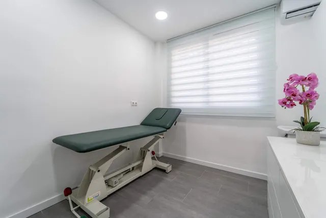 Local comercial 47m² en venta - La Aurora - Avda Andalucia — 6