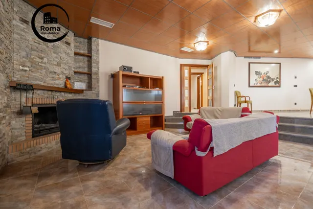 Espectacular Villa Unifamiliar Independiente con Máxima Privacidad y Autonomía en Cortijo del Aire — 11