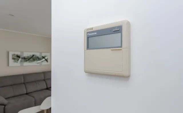 Apartamento 2 Dormitorios y 2 Baños gran terraza con vistas  1ª linea Piscina garajes y trastero — 40