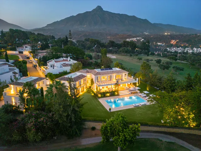Chalet 6 habitaciones 702m² en venta - Marbella — 40