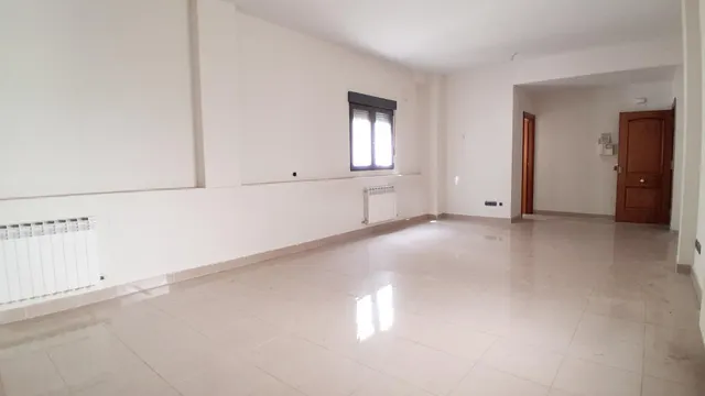 Urbis te ofrece una oficina en venta en Béjar, Salamanca. — 8