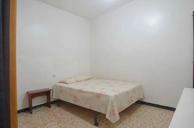 Piso de 4 dormitorios en venta en calle Doctor Carracido. — 21